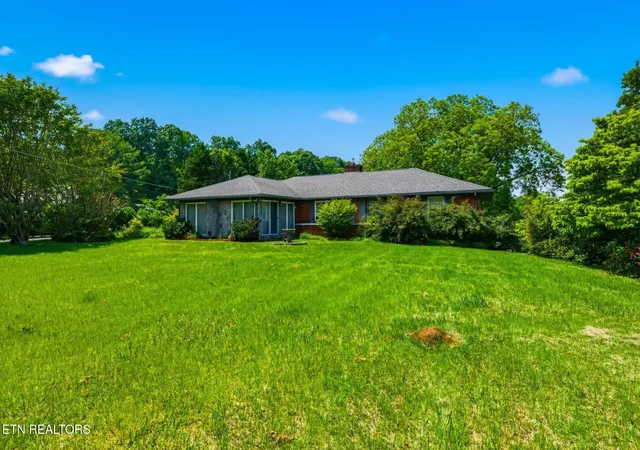 3rd image of 1030 Kirk Rd, Greenback, TN 37742 | MLS# 1340491
