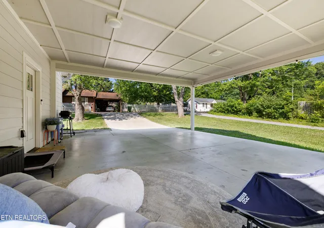 Homes for sale in Maryville, TN | 1019 Broyles Ave, Maryville, TN 37801 | MLS# 1341575