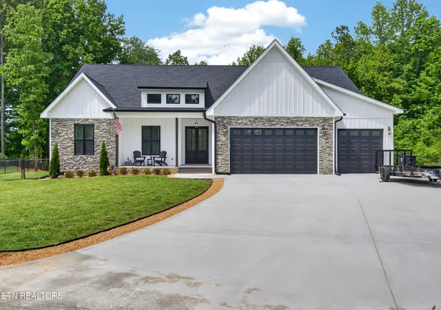 1st image of 355 Shadows Lawn Dr, Athens, TN 37303 | MLS# 1340528