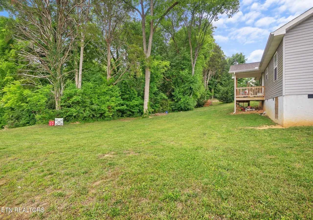 5th image of 320 W Walnut St, Madisonville, TN 37354 | MLS# 1340554