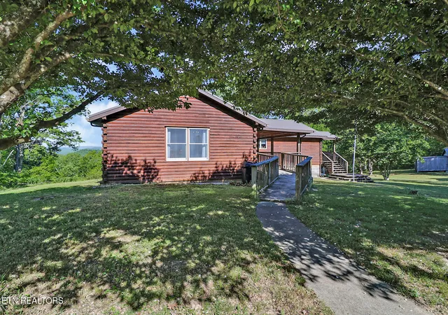 3rd image of 133 Hickory Flats Rd, Harriman, TN 37748 | MLS# 1340604