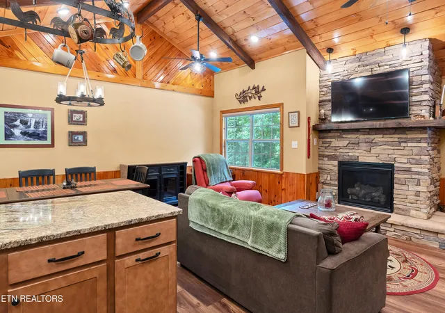 Photo 4 of Single family home for sale at 236 Tolliver Tr, Townsend, TN 37882 | MLS# 1342955 | Listing updated on 2026-08-18