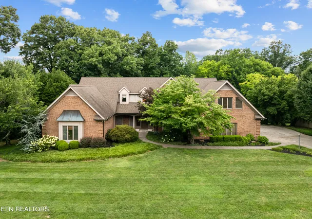 Photo 1 of Single family home for sale at 1923 Chestnut Grv Rd, Knoxville, TN 37932 | MLS# 1347493 | Listing updated on 2026-07-10