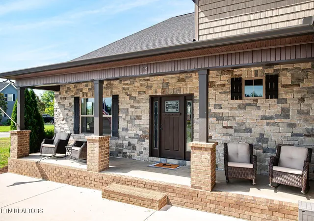 3rd image of 114 Pheasant Walk Dr, Maryville, TN 37804 | MLS# 1341905