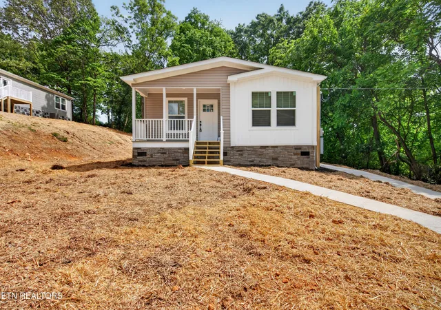 Homes for sale in Morristown, TN | 300 Branner St, Morristown, TN 37814 | MLS# 1340736