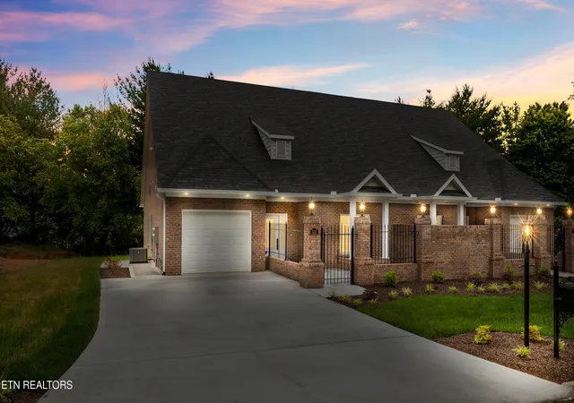 2nd image of 910 Fine Glen Dr, Sevierville, TN 37862 | MLS# 1340691