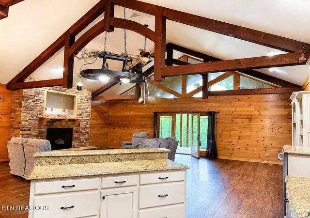 3rd image of 617 Cheyenne Dr, Jamestown, TN 38556 | MLS# 1340902