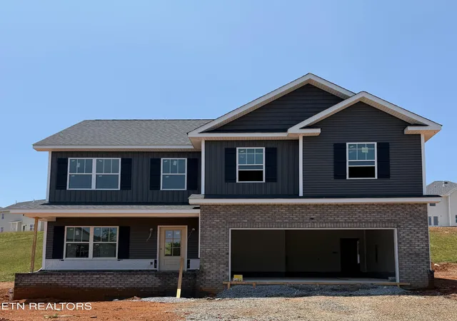 Photo 3 of Sale Pending at 165 Roseberry St #Lot 77B, Oak Ridge, TN 37830 | MLS# 1340900 | Listing updated on 2026-09-01