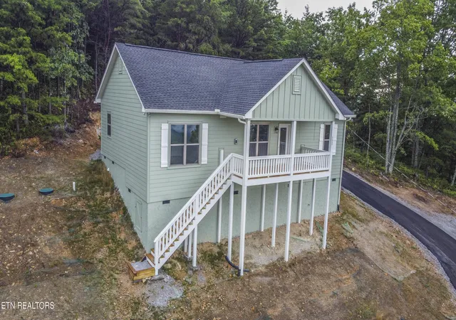 Photo 1 of Sale Pending at 2609 Mountain Blvd, Sevierville, TN 37876 | MLS# 1340872 | Listing updated on 2026-10-28