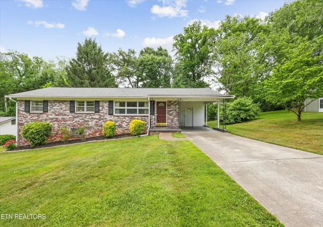 Homes for sale in Knoxville, TN | 4433 Landon Dr, Knoxville, TN 37921 | MLS# 1341363