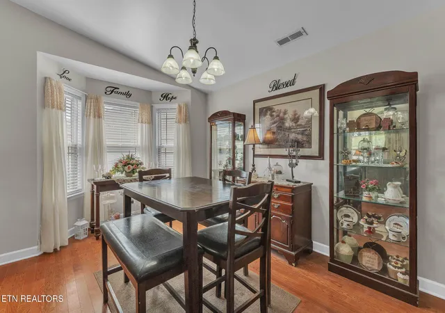 Photo 3 of Single family home for sale at 1716 Ne Chelsa Dr, Cleveland, TN 37323 | MLS# 1340945 | Listing updated on 2026-09-21