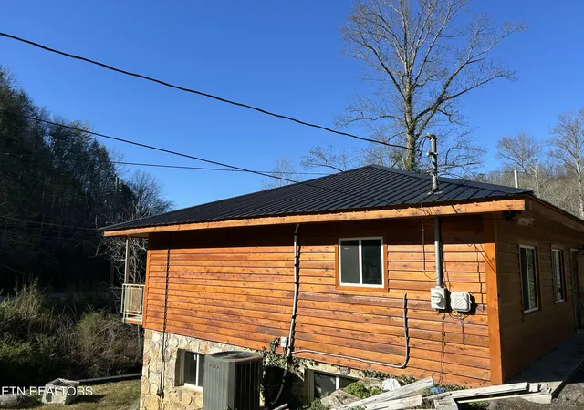 2nd image of 3545 East Pkwy, Gatlinburg, TN 37738 | MLS# 1341178