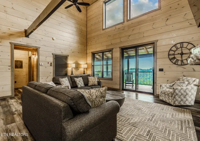 5th image of 704 Topside Rd, Gatlinburg, TN 37738 | MLS# 1340974