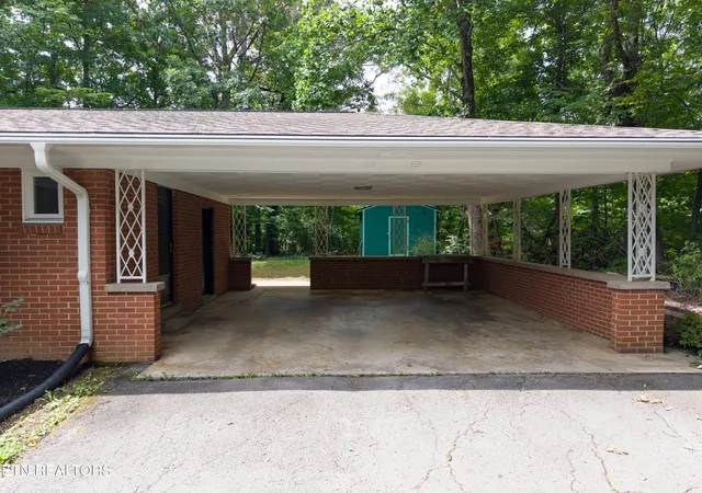 4th image of 1403 Wilkinson Pike, Maryville, TN 37803 | MLS# 1346173
