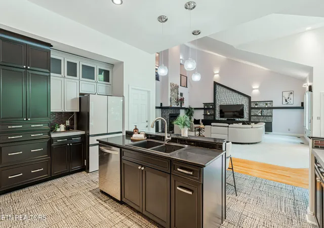 Photo 4 of Single family home for sale at 5532 Kesterbrooke Blvd, Knoxville, TN 37918 | MLS# 1341218 | Listing updated on 2026-09-11
