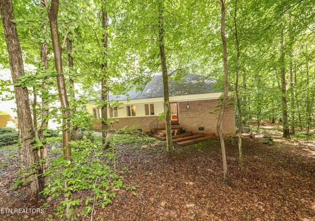 Homes for sale in Norris, TN | 45 Hickory Tr, Norris, TN 37828 | MLS# 1341475