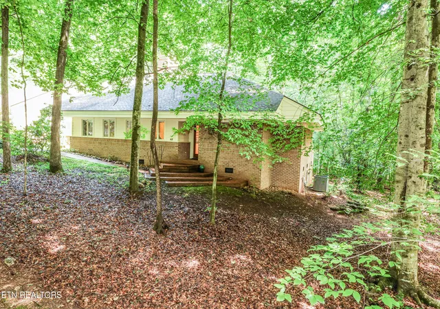 Homes for sale in Norris, TN | 45 Hickory Tr, Norris, TN 37828 | MLS# 1341475
