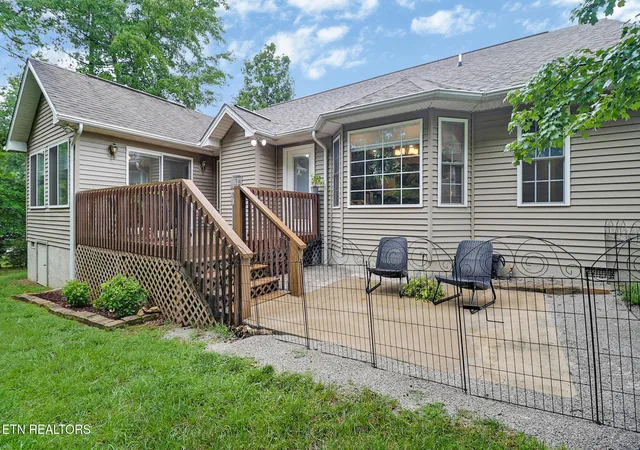 5th image of 10 Dickens Ln, Crossville, TN 38558 | MLS# 1347981
