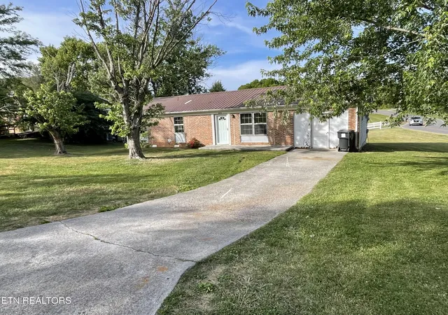 Homes for sale in Morristown, TN | 2874 Boatmans Mountain Rd, Morristown, TN 37814 | MLS# 1341184