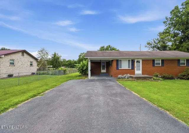 Homes for sale in Cumberland Gap, TN | 141 Rose Ln, Cumberland Gap, TN 37724 | MLS# 1341207