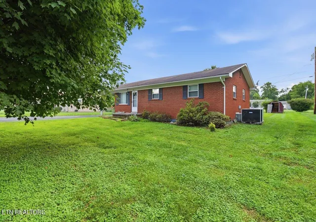 Homes for sale in Cumberland Gap, TN | 141 Rose Ln, Cumberland Gap, TN 37724 | MLS# 1341207