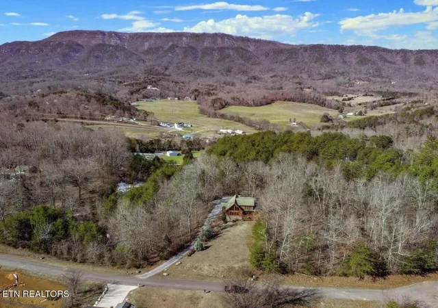 16th image of 1084 Clearview Dr, Newport, TN 37821 | MLS# 1341884