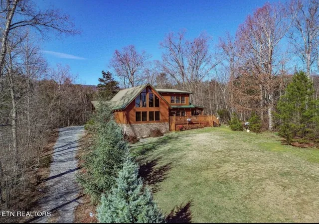 2nd image of 1084 Clearview Dr, Newport, TN 37821 | MLS# 1341884