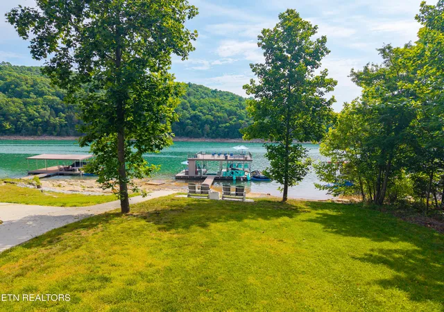 3rd image of 597 E Norris Point Rd, La Follette, TN 37766 | MLS# 1342090