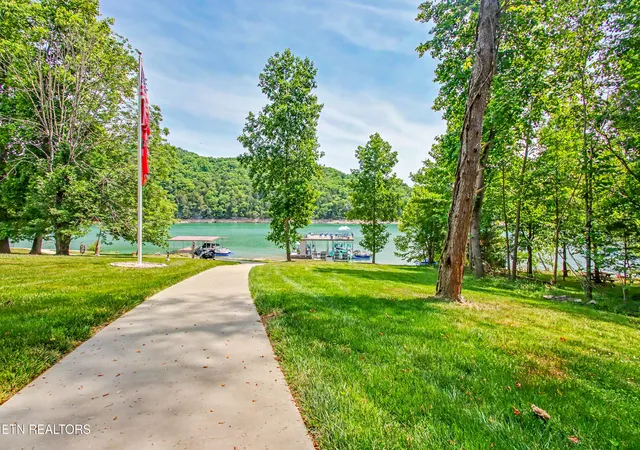 4th image of 597 E Norris Point Rd, La Follette, TN 37766 | MLS# 1342090