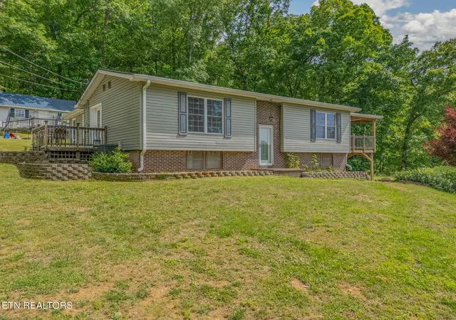 Homes for sale in Kingston, TN | 151 Gray Knob Rd, Kingston, TN 37763 | MLS# 1342040