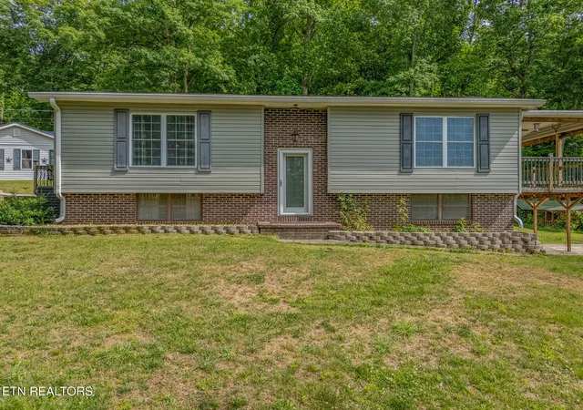 Homes for sale in Kingston, TN | 151 Gray Knob Rd, Kingston, TN 37763 | MLS# 1342040