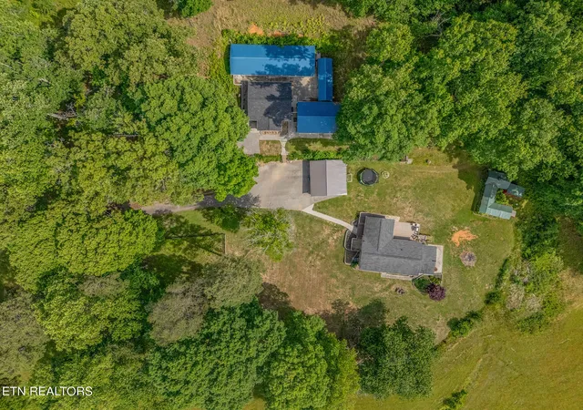 Homes for sale in Kingston, TN | 151 Gray Knob Rd, Kingston, TN 37763 | MLS# 1342040