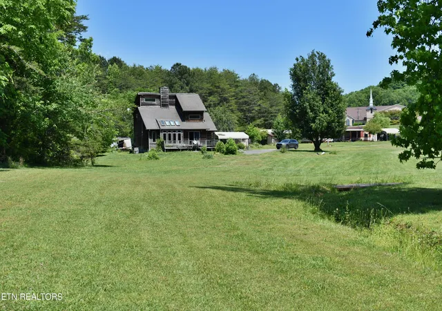 Homes for sale in Ten Mile, TN | 3442 River Rd, Ten Mile, TN 37880 | MLS# 1341361