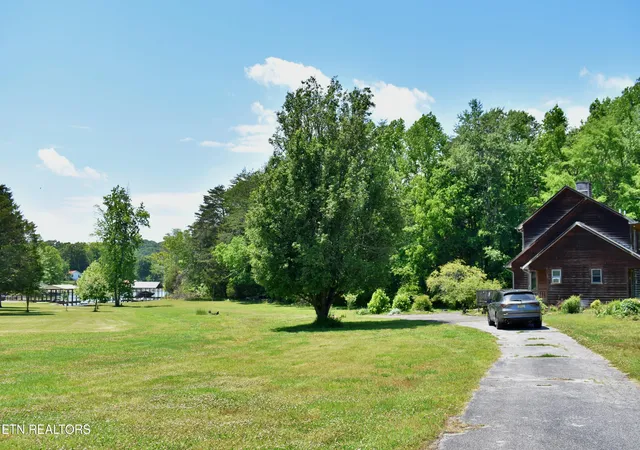 Homes for sale in Ten Mile, TN | 3442 River Rd, Ten Mile, TN 37880 | MLS# 1341361