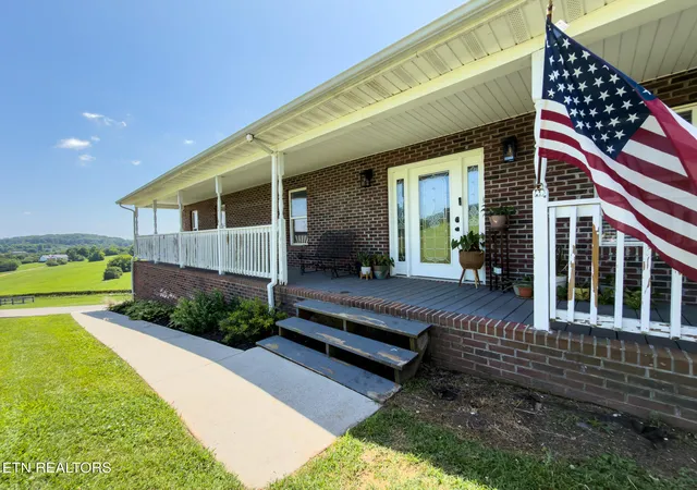 2nd image of 185 Hillview Ln, Loudon, TN 37774 | MLS# 1346993