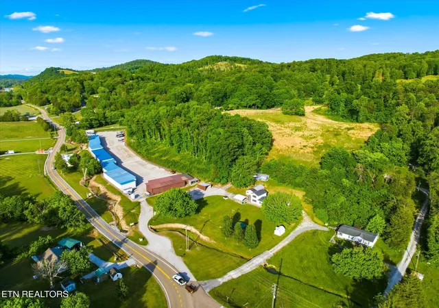 Homes for sale in Andersonville, TN | 2641&2635 Hwy 61 West, Andersonville, TN 37705 | MLS# 1341374