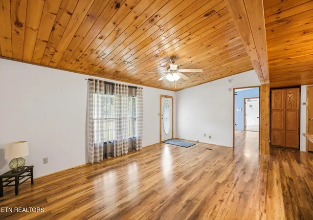 Homes for sale in Andersonville, TN | 2641&2635 Hwy 61 West, Andersonville, TN 37705 | MLS# 1341374