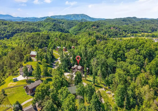 Photo 2 of Sale Pending at 2716 Dayne Dr, Sevierville, TN 37876 | MLS# 1341722 | Listing updated on 2026-09-14