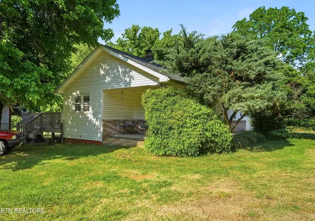 3rd image of 9613 Norris Fwy, Powell, TN 37849 | MLS# 1341944