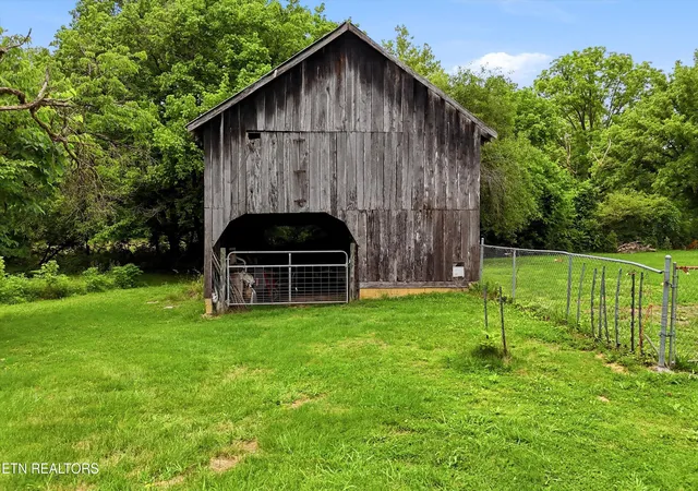60th image of 9613 Norris Fwy, Powell, TN 37849 | MLS# 1341944