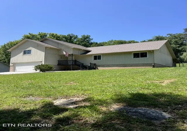 Homes for sale in La Follette, TN | 124 Mohawk Tr, La Follette, TN 37766 | MLS# 1341443