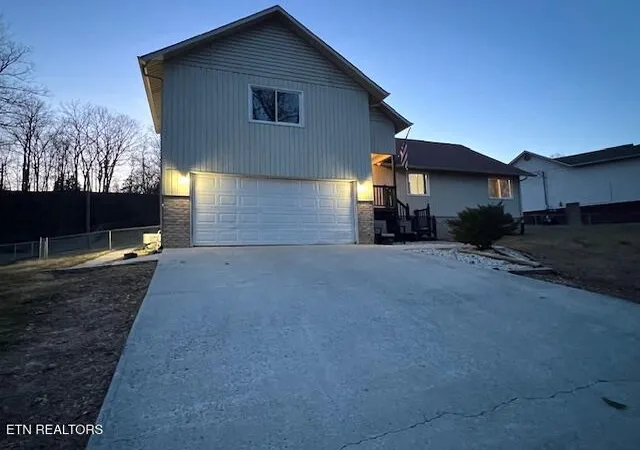 Photo 3 of Single family home for sale at 124 Mohawk Tr, La Follette, TN 37766 | MLS# 1341443 | Listing updated on 2026-08-18