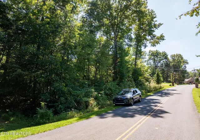 Photo 3 of Land for sale at 20 Ironwood Cir, Crossville, TN 38571 | MLS# 1341448 | Listing updated on 2026-08-19