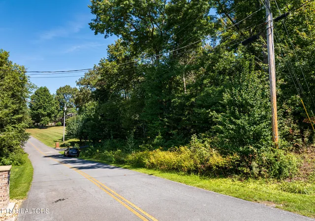 Photo 4 of Land for sale at 20 Ironwood Cir, Crossville, TN 38571 | MLS# 1341448 | Listing updated on 2026-08-19