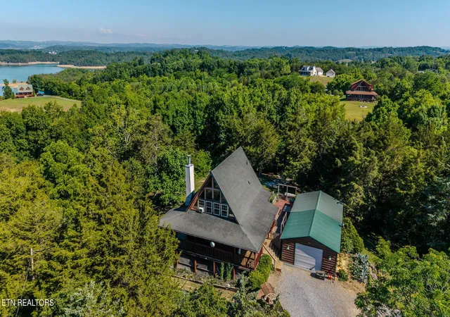 Single family home for sale at 1582 Romary Rd, Dandridge, TN 37725 | MLS# 1342574