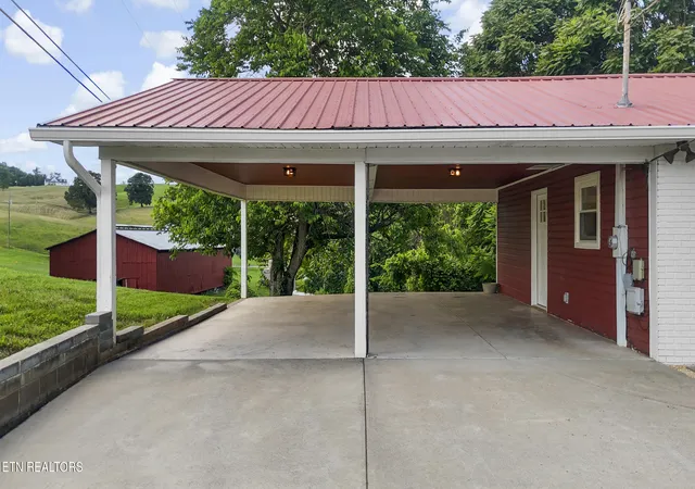 Homes for sale in Rutledge, TN | 7288 Lakeshore Dr, Rutledge, TN 37861 | MLS# 1342079