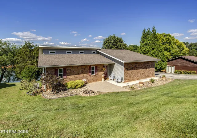 Homes for sale in Morristown, TN | 2582 Lakemont Cir, Morristown, TN 37814 | MLS# 1341975