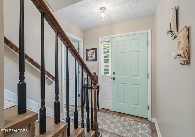 Homes for sale in Knoxville, TN | 7611 Breckenridge Ln, Knoxville, TN 37938 | MLS# 1341660