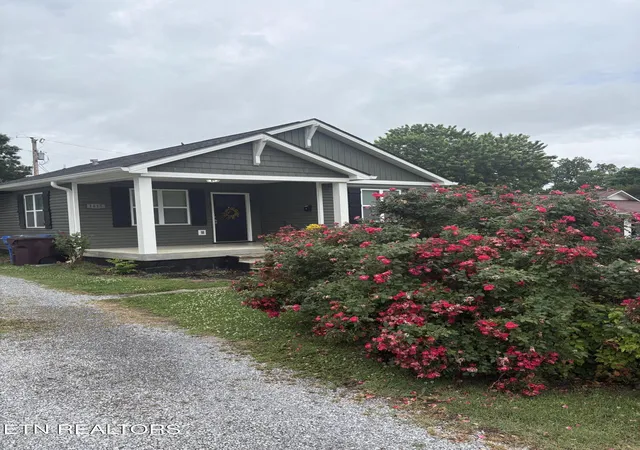 Homes for sale in Alcoa, TN | 1415 Dalton St, Alcoa, TN 37701 | MLS# 1341581