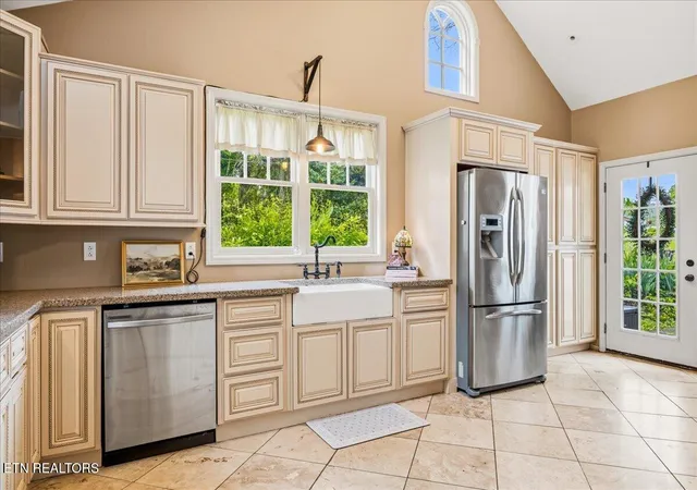 Photo 4 of Single family home for sale at 104 Morgan St, Oliver Springs, TN 37840 | MLS# 1341629 | Listing updated on 2026-09-18